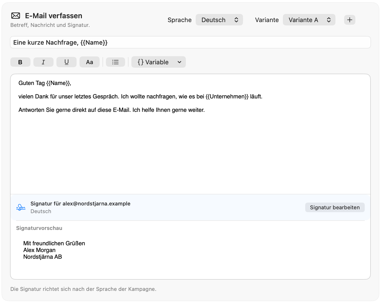 Dearmailos Nachrichteneditor mit Kontaktvariablen und einer deutschen Absendersignatur