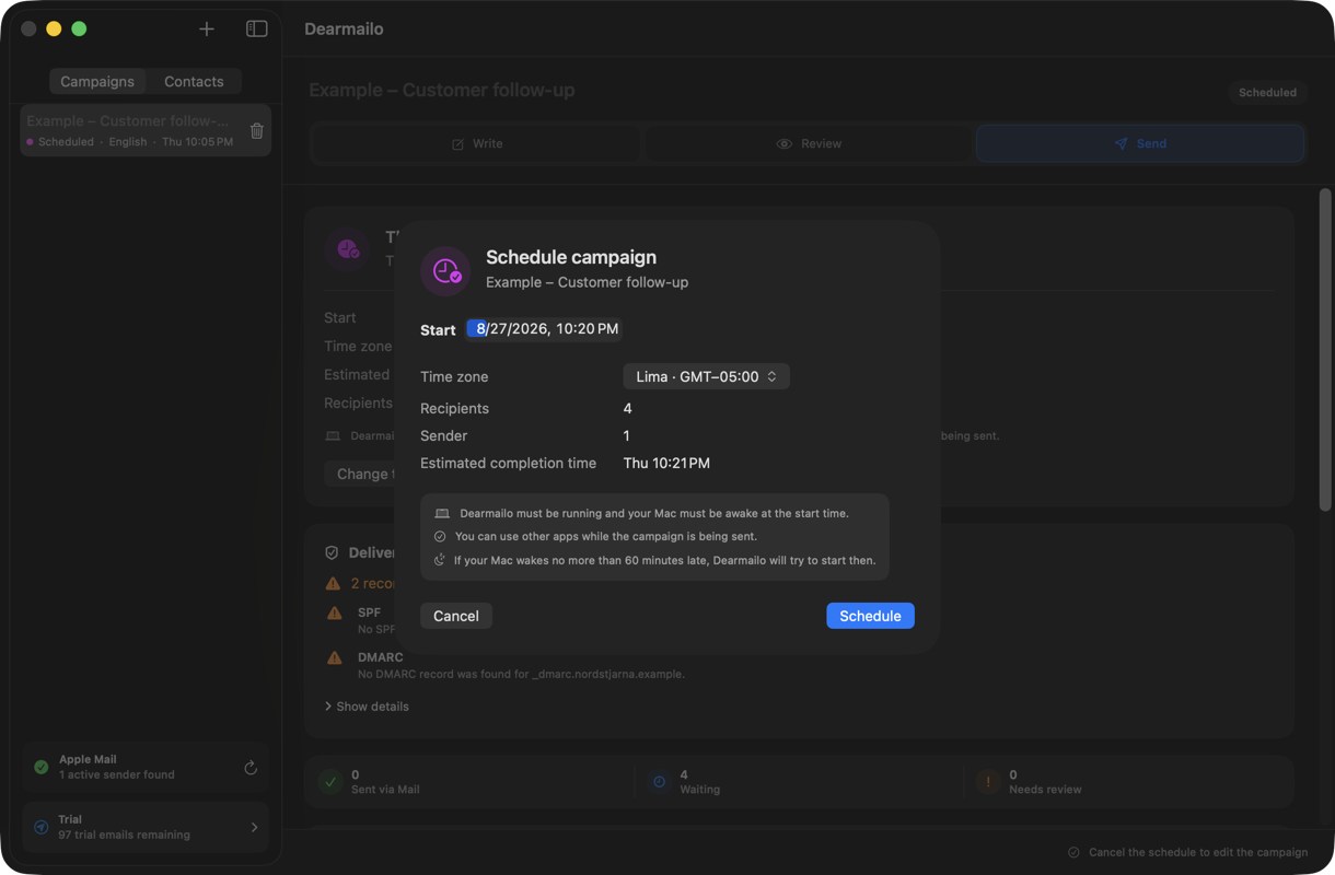 Ventana de programación de Dearmailo con hora de inicio, zona horaria de Lima, cantidades de destinatarios y remitentes, hora de finalización estimada e indicación para mantener el Mac activo